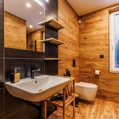 2 By Interhome